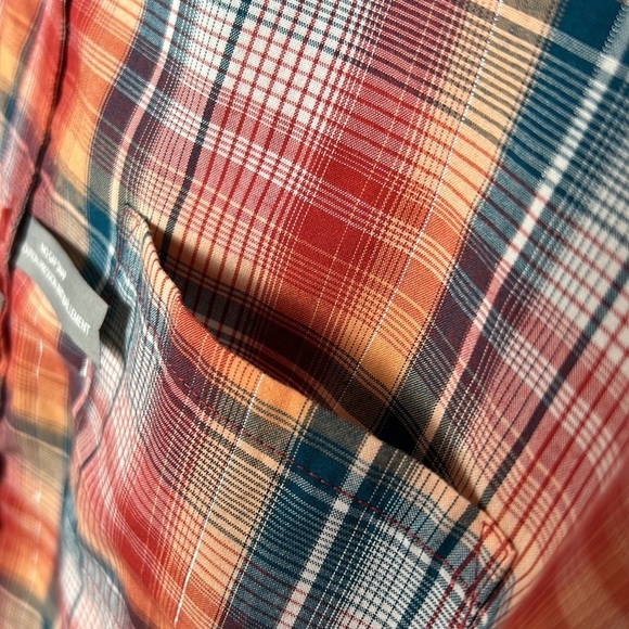 Perfect boxy plaid shirt,cowgirl,metallic thread,PTP 25” oversized 1X - Picture 10 of 13